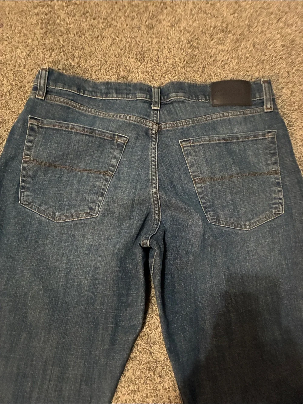 Lucky Brand Men's Straight Jeans in Medium Blue Wash